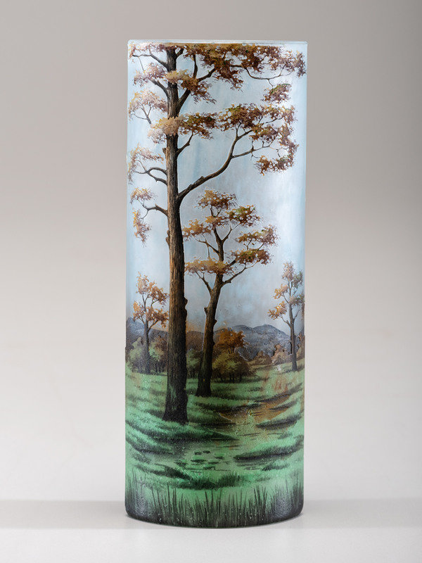Daum
French, Early 20th Century
Vase, circa 1910