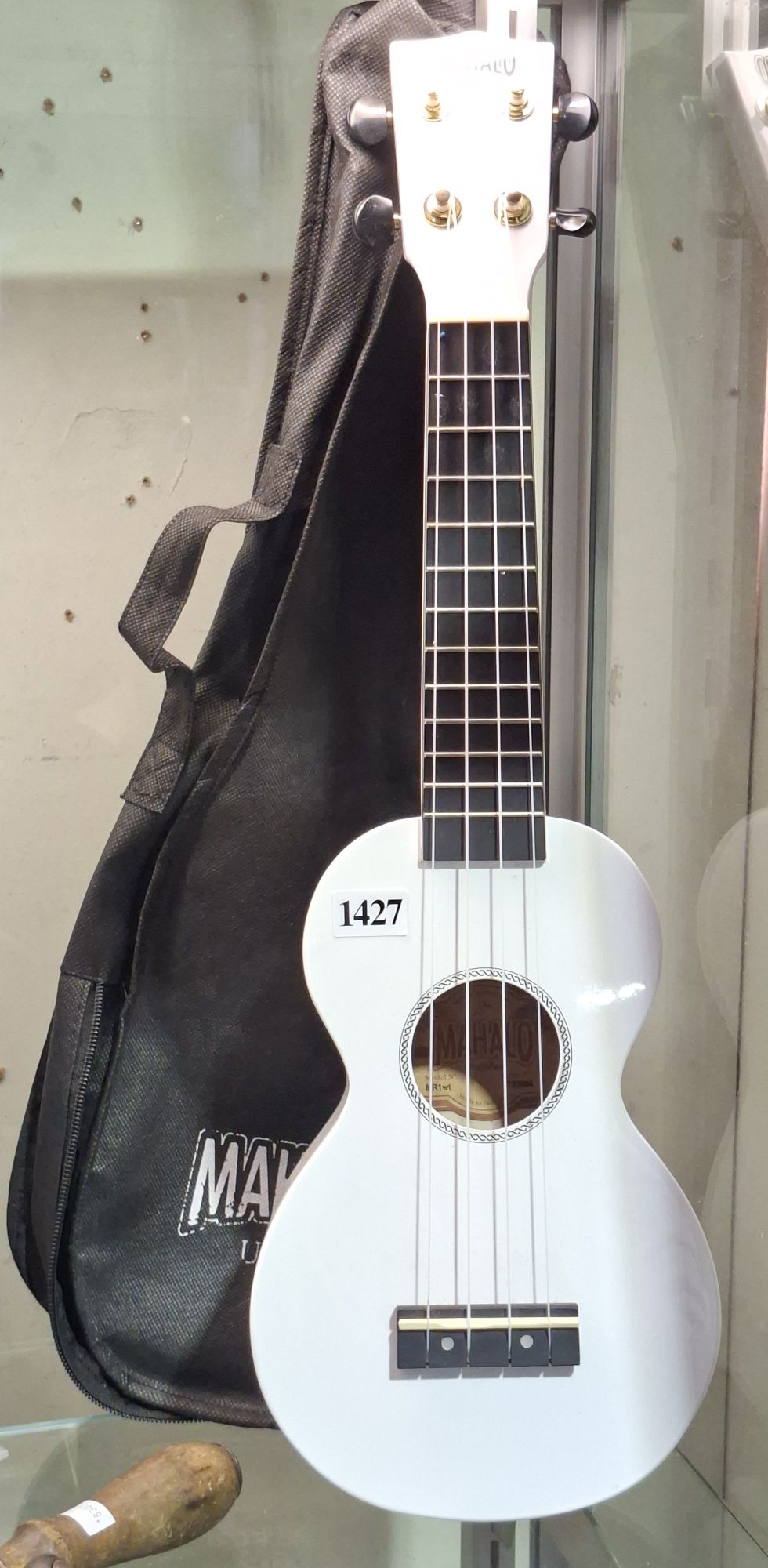 1427 · MAHALO UKELELE