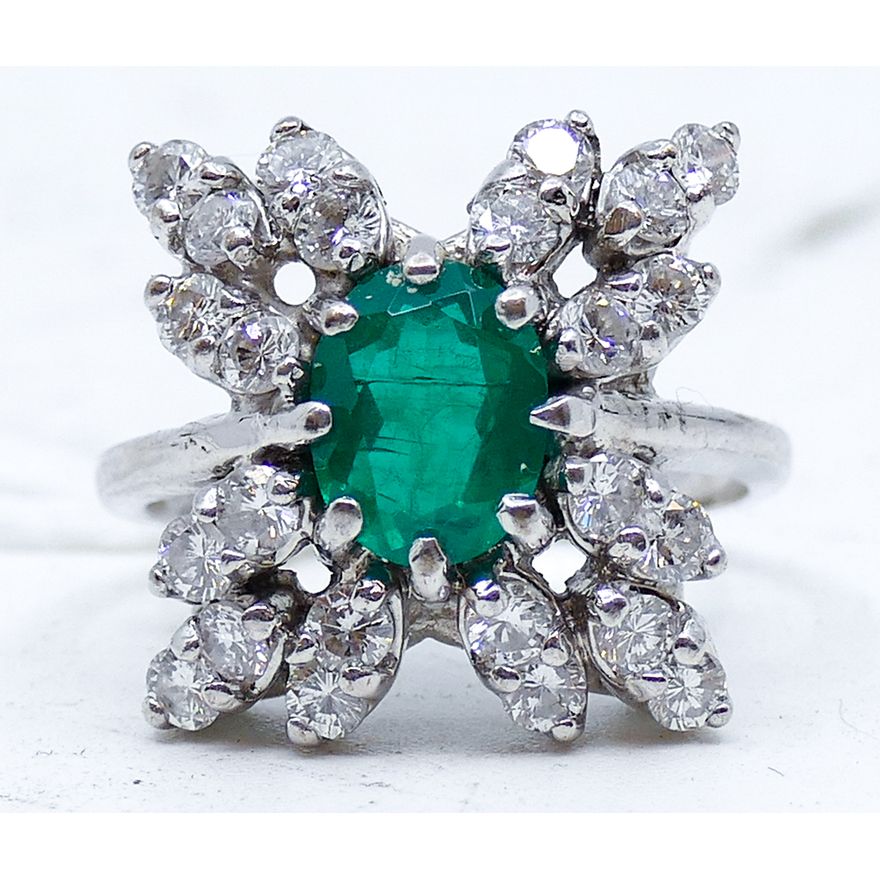 Ladies 14k Emerald & Diamond Spray Ring Size 4.5.