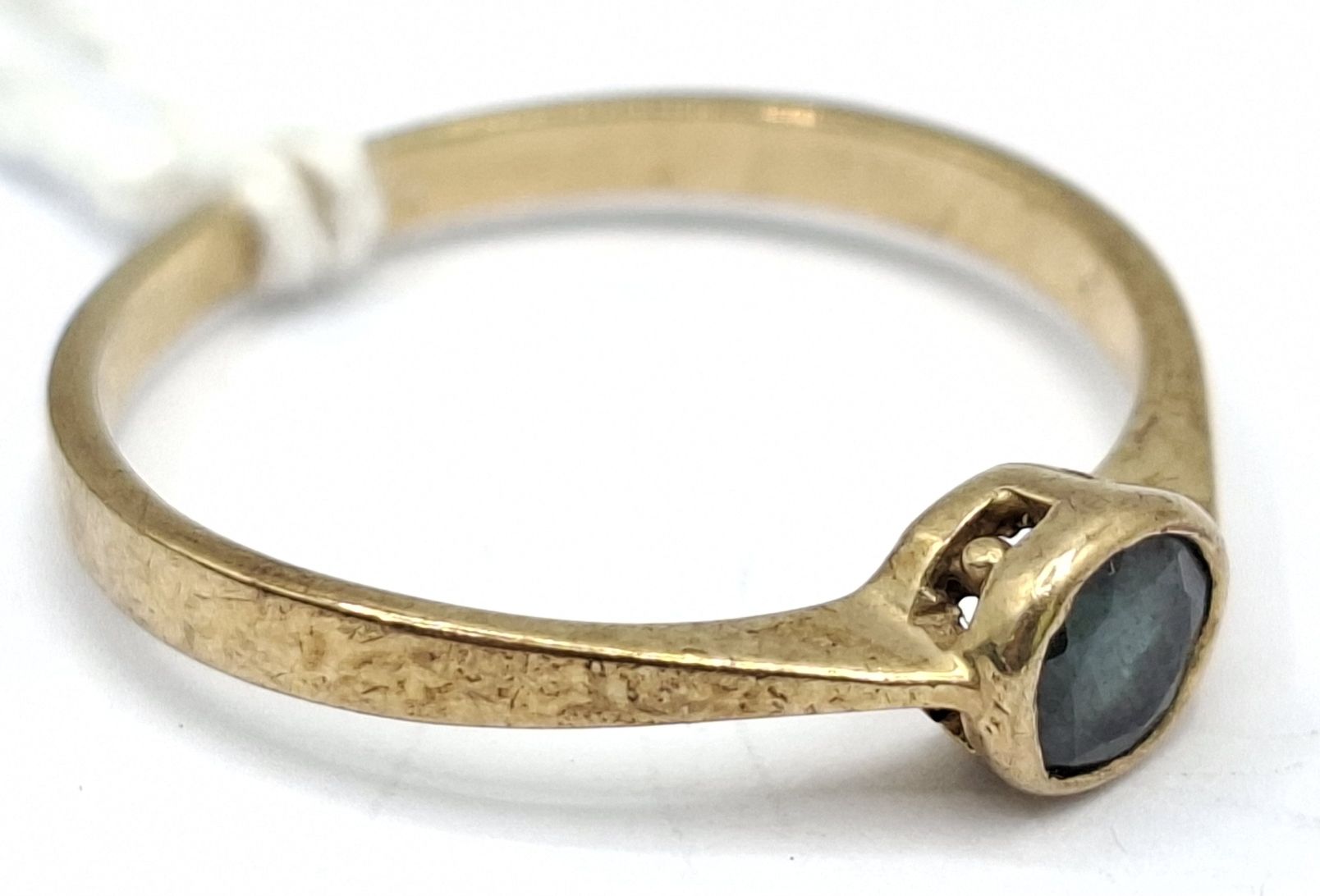 9ct Gold Sapphire Ring