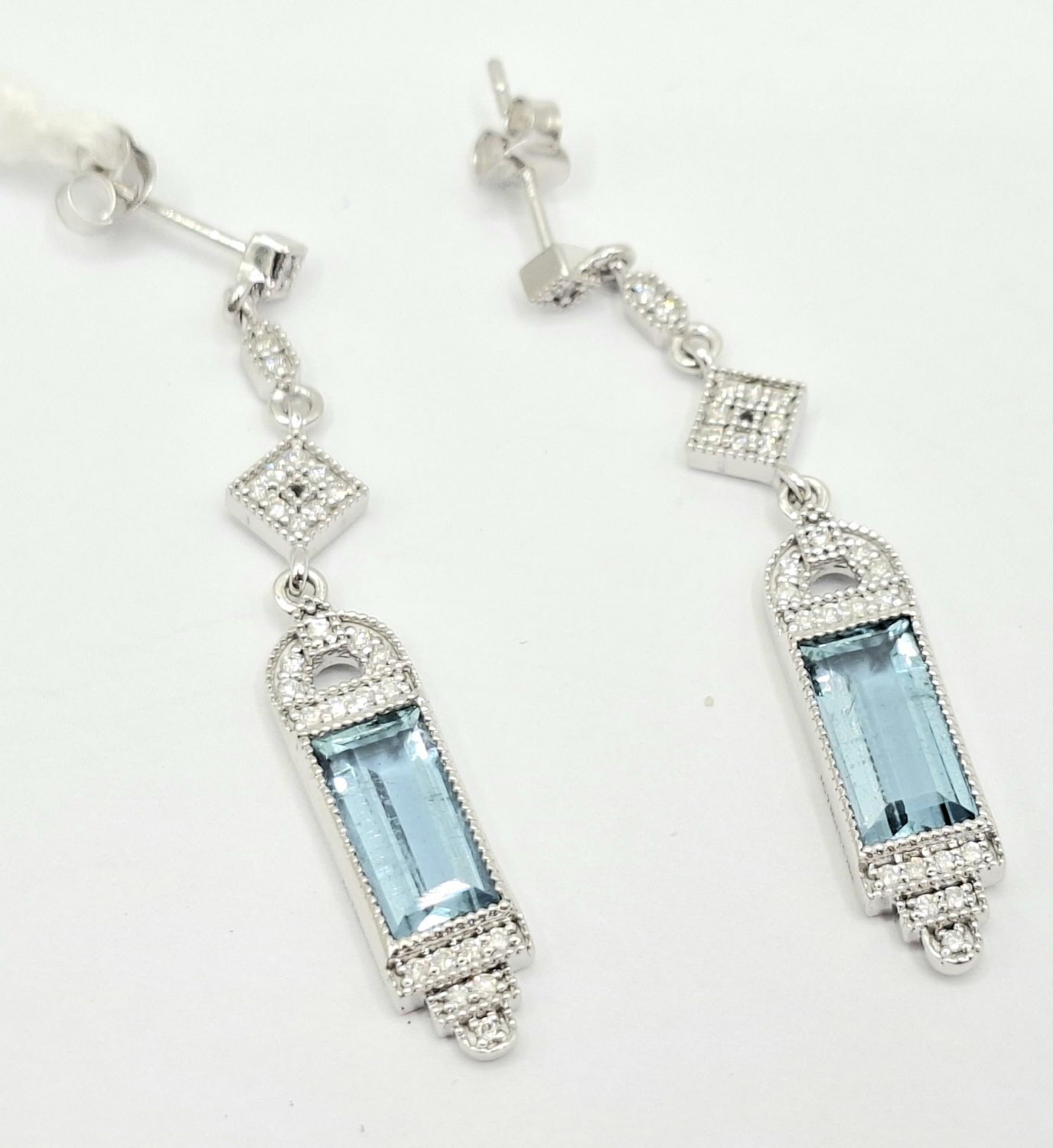 14K WHITE GOLD DROP EARRINGS