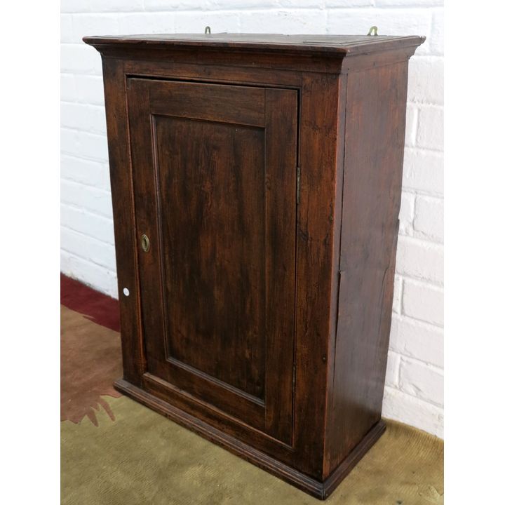 19TH CENTURY OAK WALL HANGING CUPBOARD
