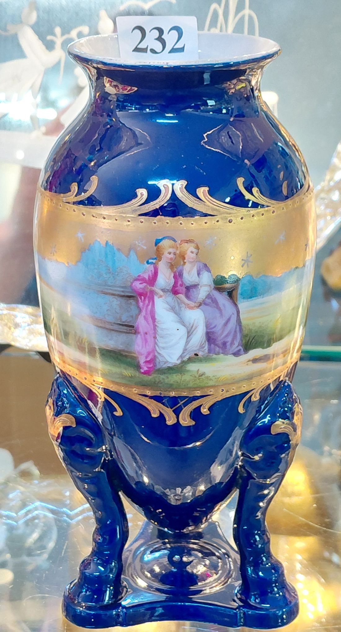 232 · CERAMIC VASE