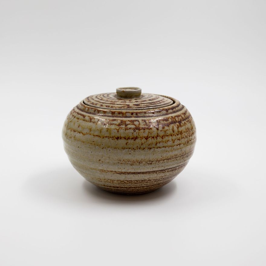 Len Castle - Early small lidded jar