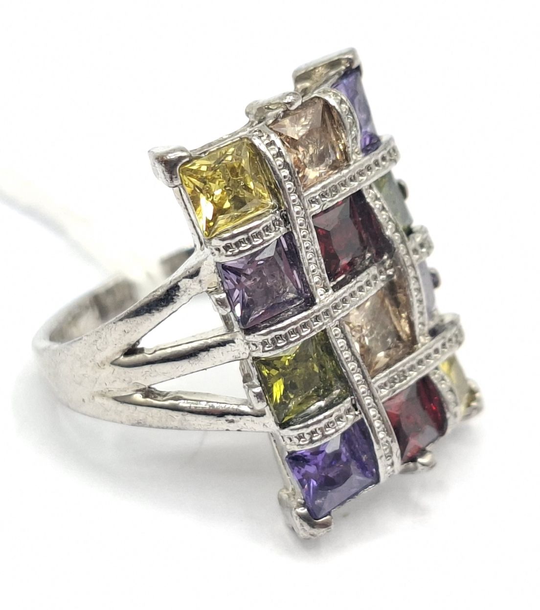 Dress Ring