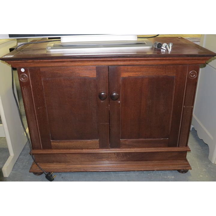 MAHOGANY LEATHER INLAID SIDE CABINET/CREDENZA