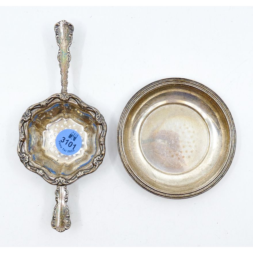 2pc Sterling Strainer and Nut Dish - 50 Grams TW