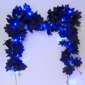 2 PCS HALLOWEEN FALL MAPLE GARLAND 5.9 FT WITH LIGHTS ARTIFICIAL AUTUMN GARLAND FAKE MAPLE LEAF GARLAND DECORATION FOR HALLOWEEN D