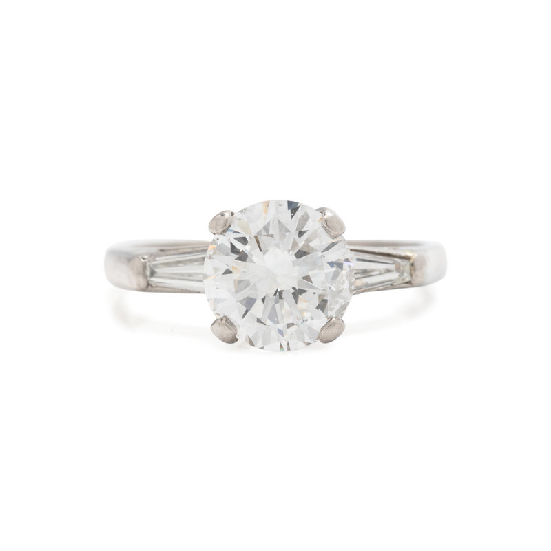 DIAMOND RING