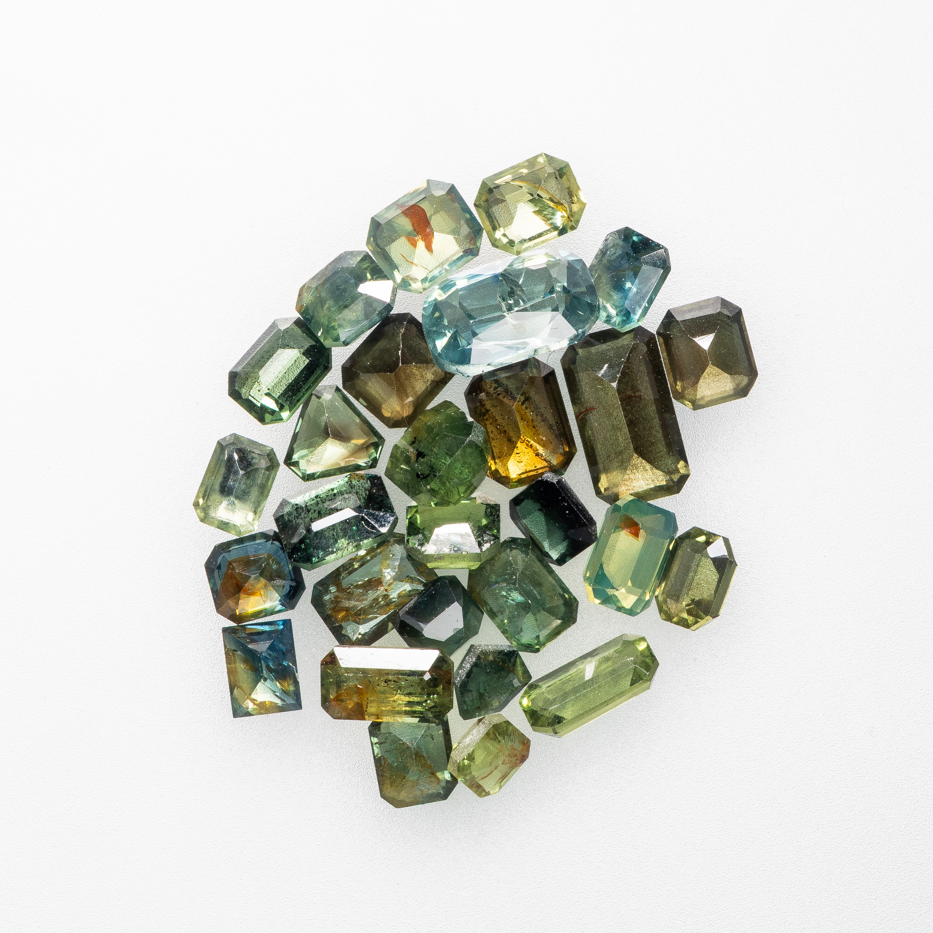 60 · 12ct Australian Sapphires