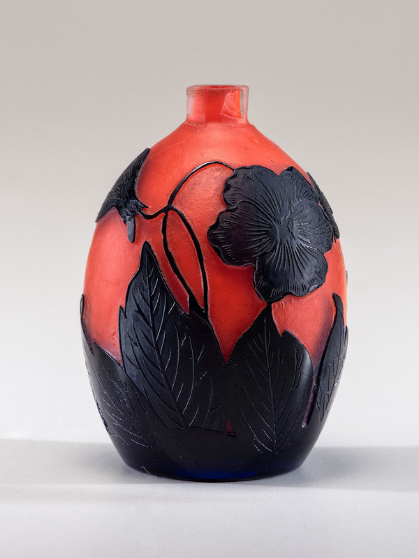 Art Nouveau
Vase