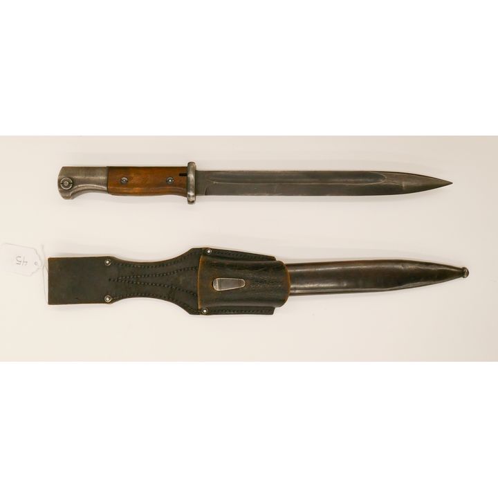 German Mauser Model 1898 Bayonet with Scabbard. 15.25'' overall with 10'' blade.