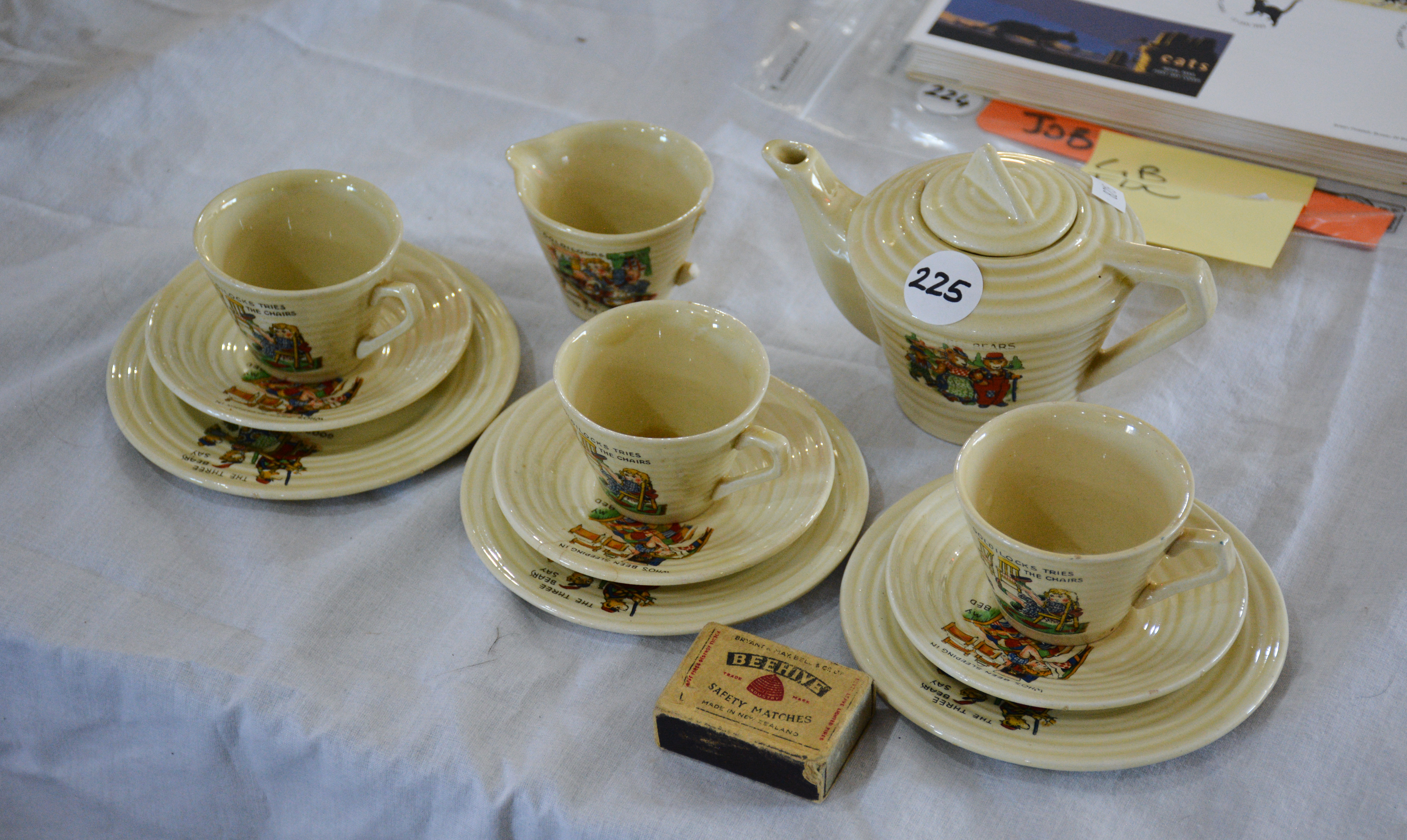 Goldilocks Tea Set — sold at auction in New Zealand for $10