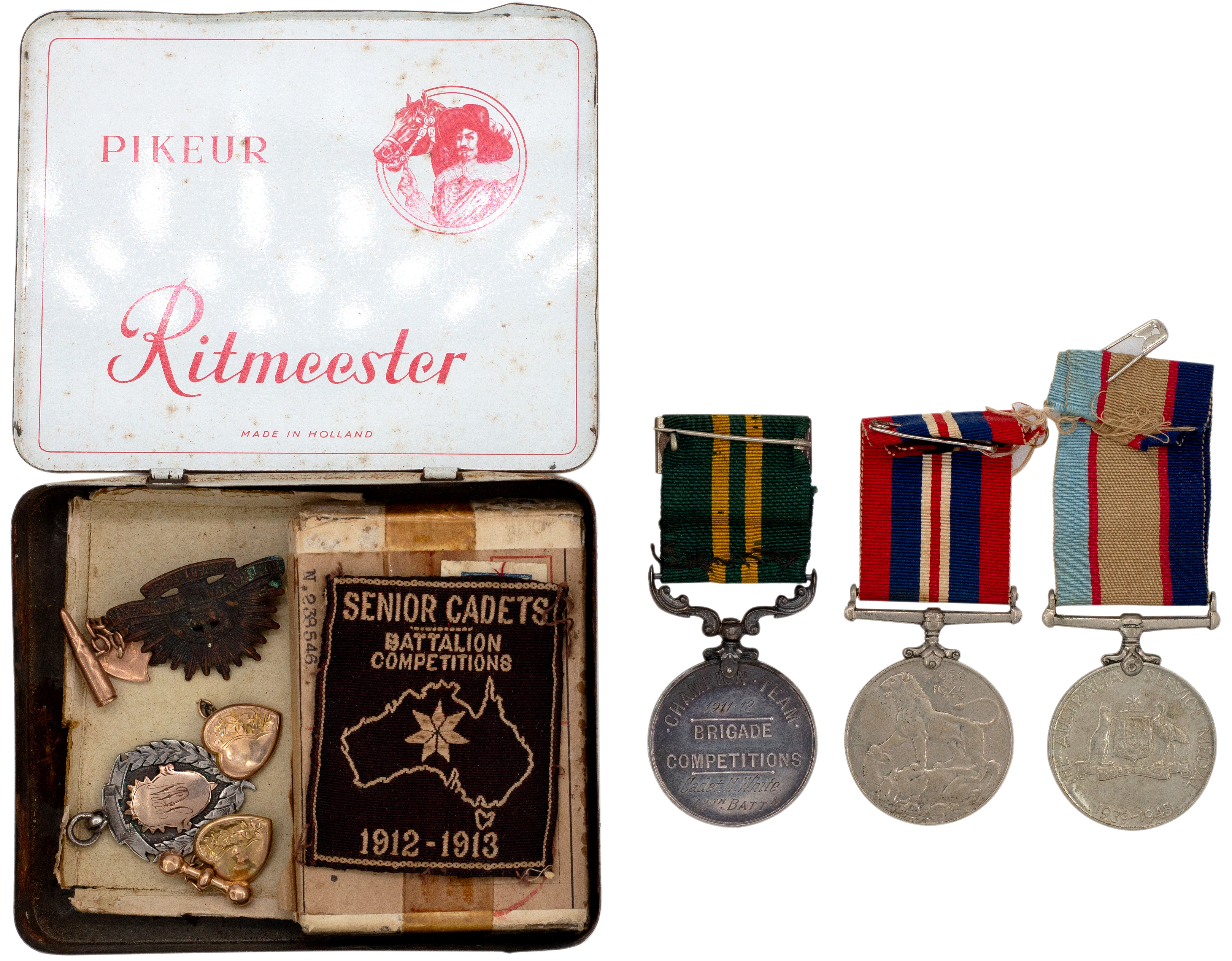 Family Group, 1939 - 1945, VF