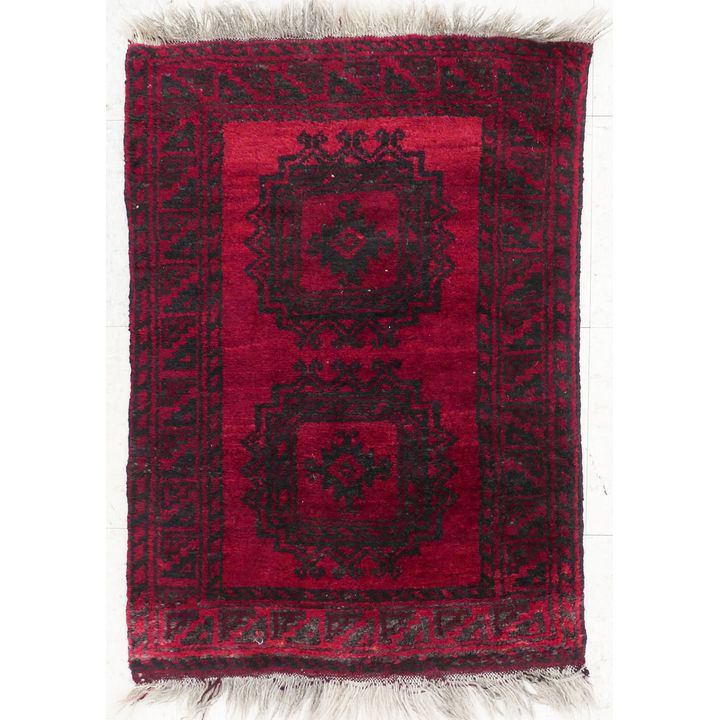 Red Medallion Oriental Rug Mat- 2'3'' x 3'1''