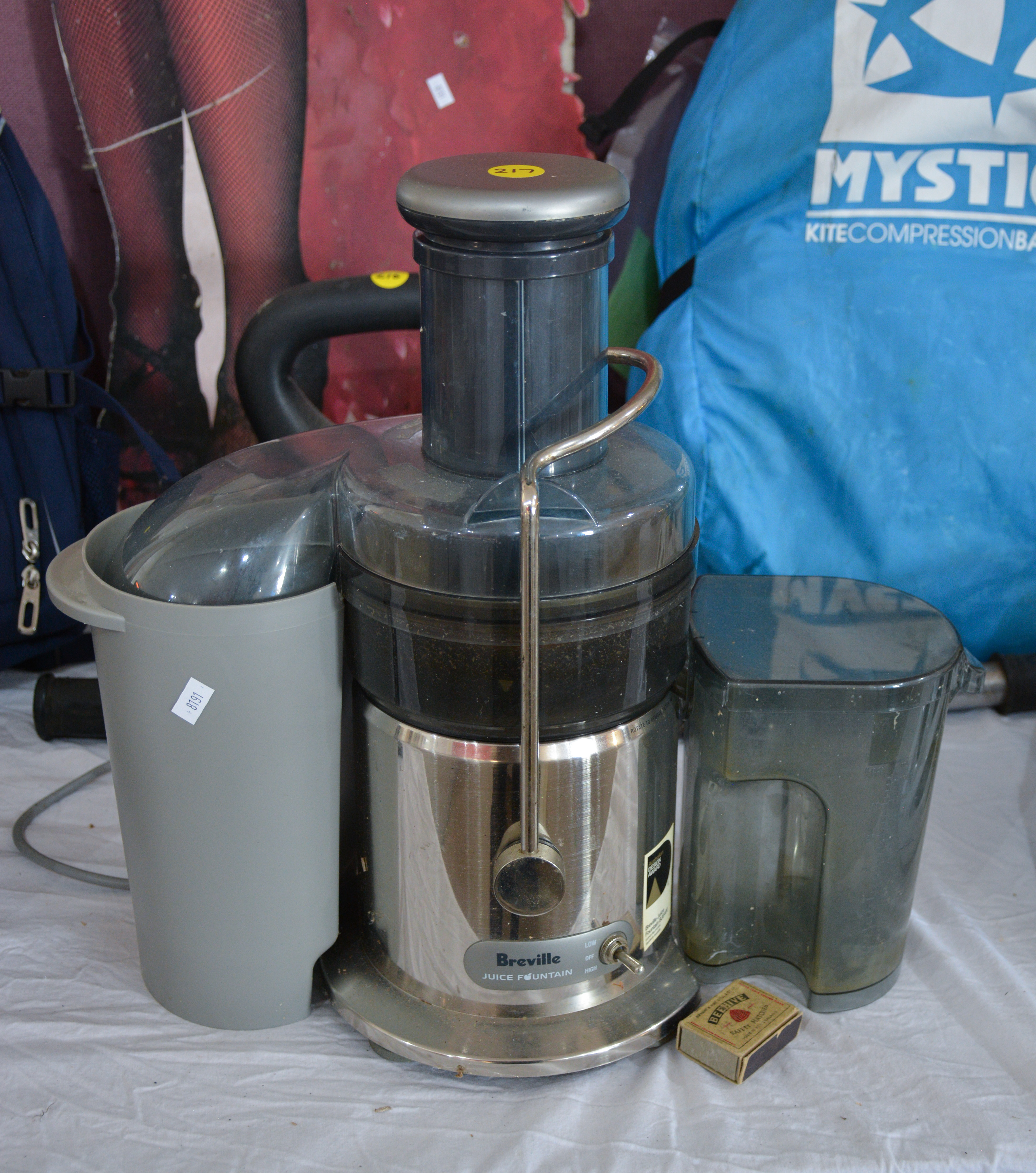 Breville Juice Fountain BJE400 — sold at auction in New Zealand for $25