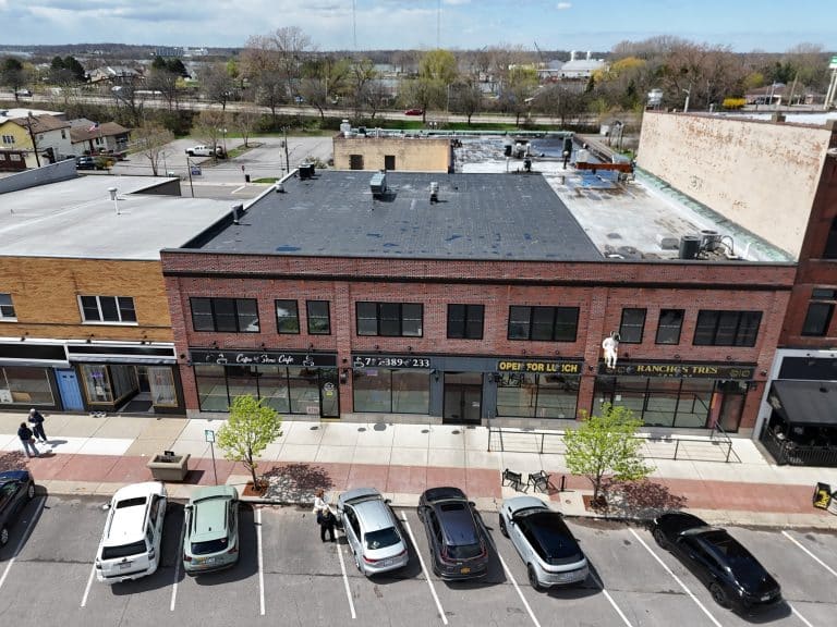 Mixed-Use Building - N. Tonawanda, NY | Maltz Auctions