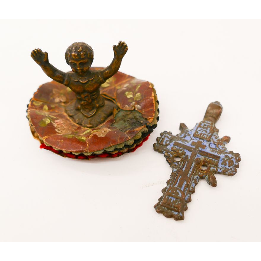 Box Old Russian Small Cross Etc