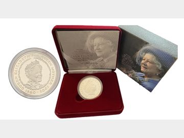 1900-2002 QUEEN MOTHER SILVER PROOF MEMORIAL CROWN