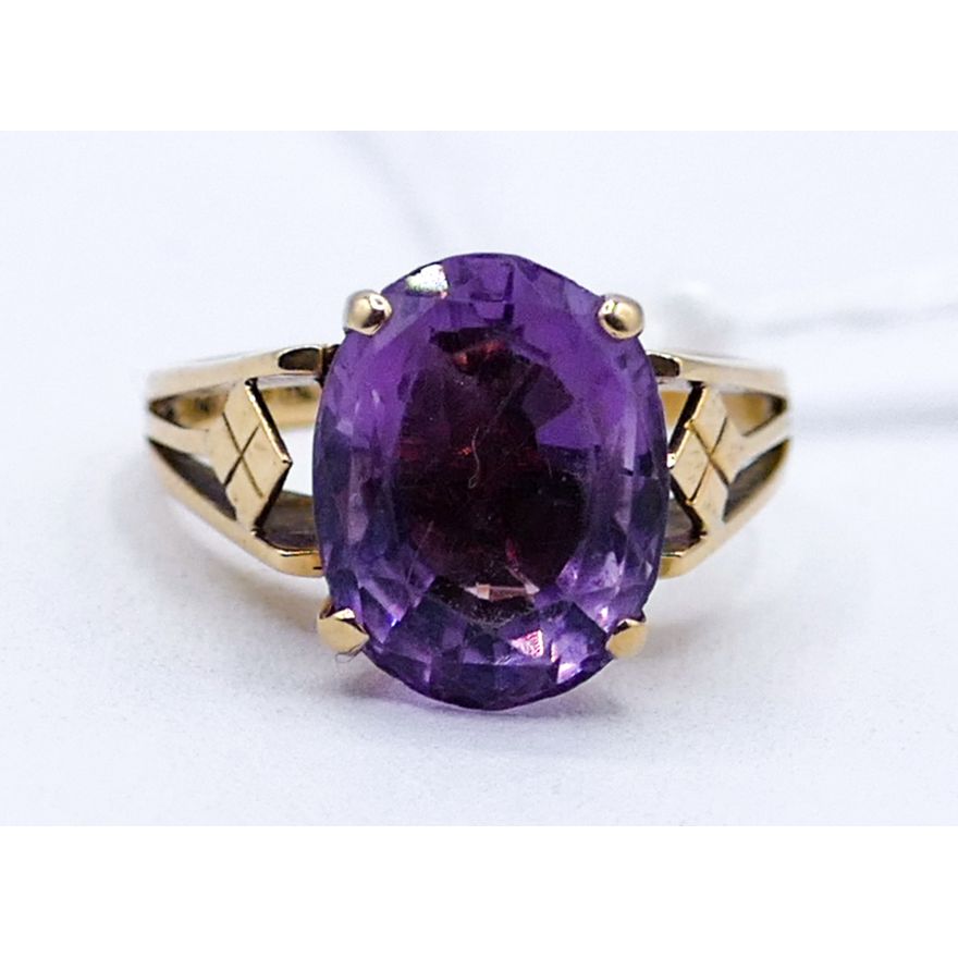 Ladies 14k Amethyst Stone Ring Size 6 - 3.6 Grams