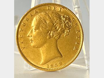 1858 VICTORIA YOUNG HEAD LONDON MINT SHIELD GOLD SOVEREIGN