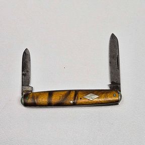Vintage Shapleigh Faux Woodgrain Double Blade Pocket Knife
