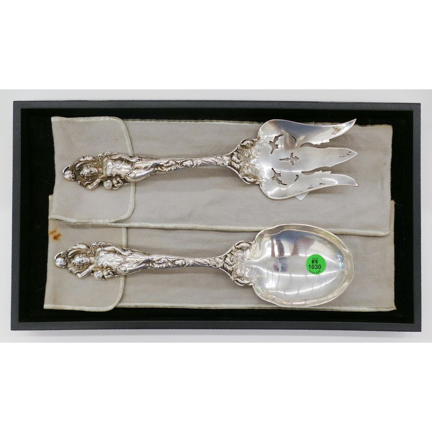 2pc Antique Reed & Barton ''Love Disarmed'' Sterling Serving