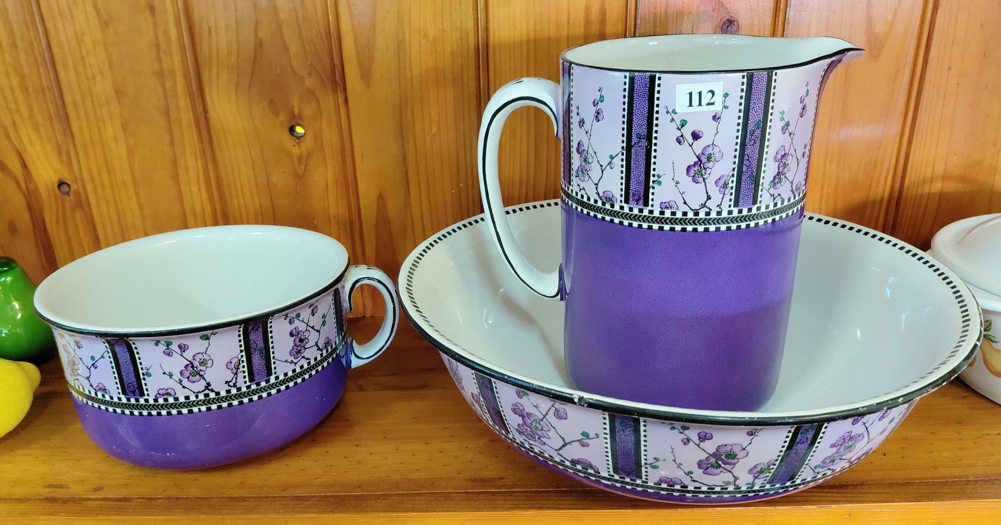 112 · ROYAL WINKINSON WASH SET