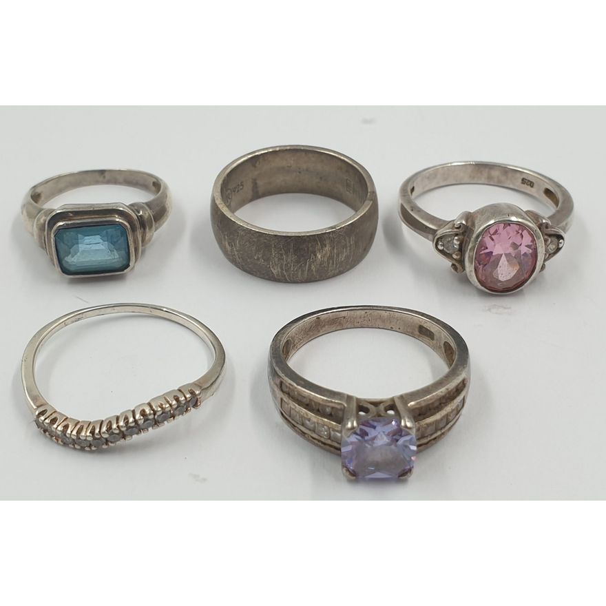 Stg. Silver Rings (x5)