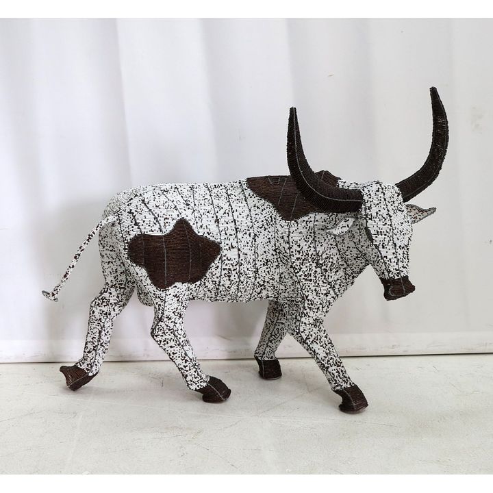 LARGE BEADED NGUNI COW