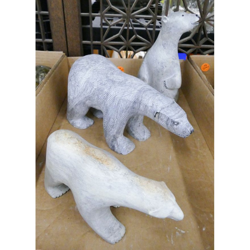 Box 3pc Inuit Grey Stone Bear Carvings