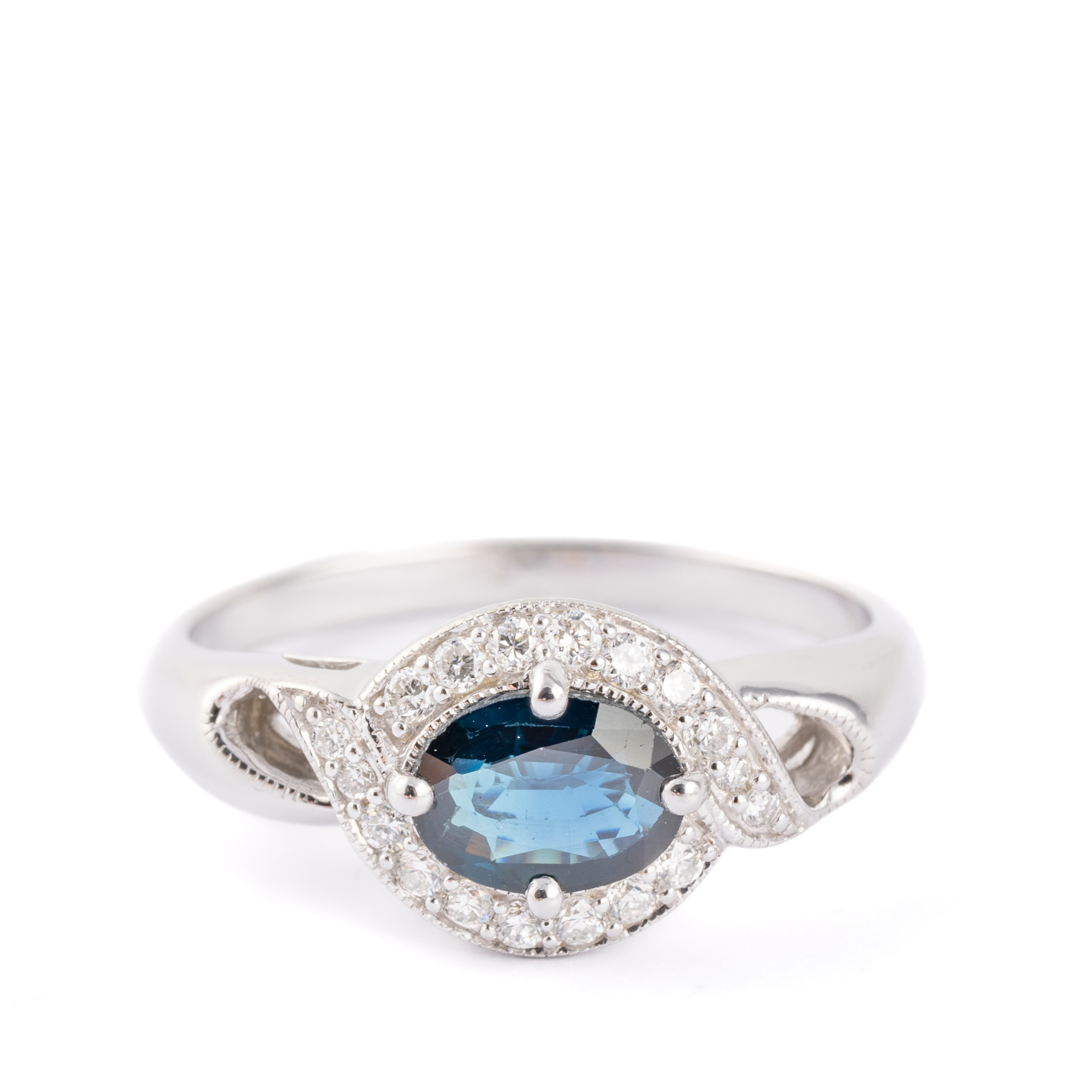 464 · Sapphire and Diamond Ring 9ct