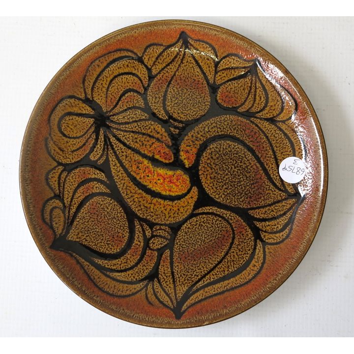 1970'S POOLE AEGEAN PLATE - by carolyn Willis