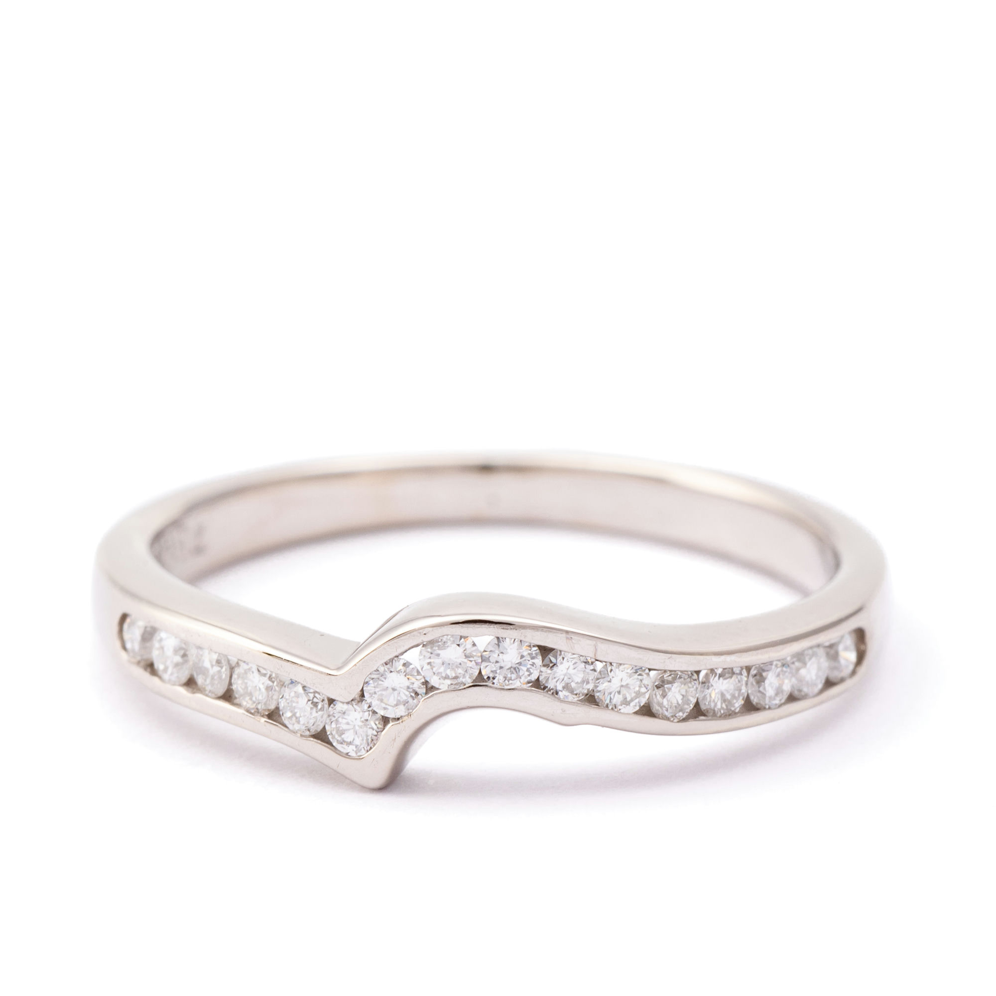 Diamond Band 18ct Gold,