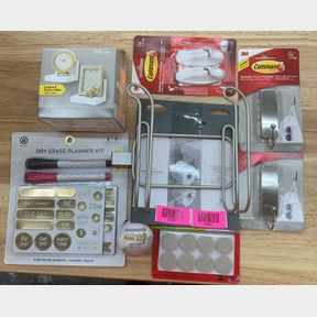 DRY ERASE PLANNER KIT, DISPLAY LEDGES 2 PACK 2X COMMAND STICK ON HOOKS 1 PACK, COMMAND STICK ON HOOKS 2 PACK, THRESHOLD TISSUE HOLDER