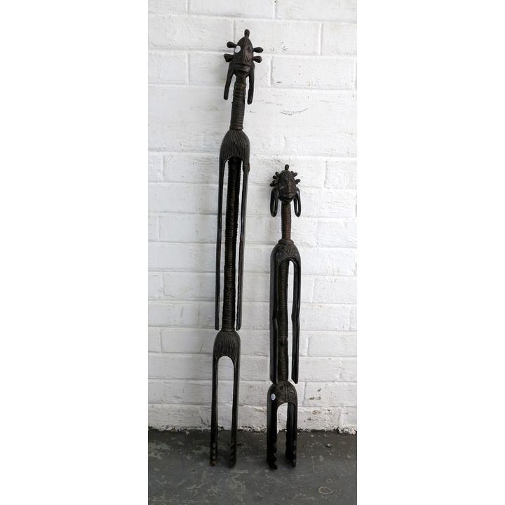 PAIR OF CARVED AFRICAN FIGURES
