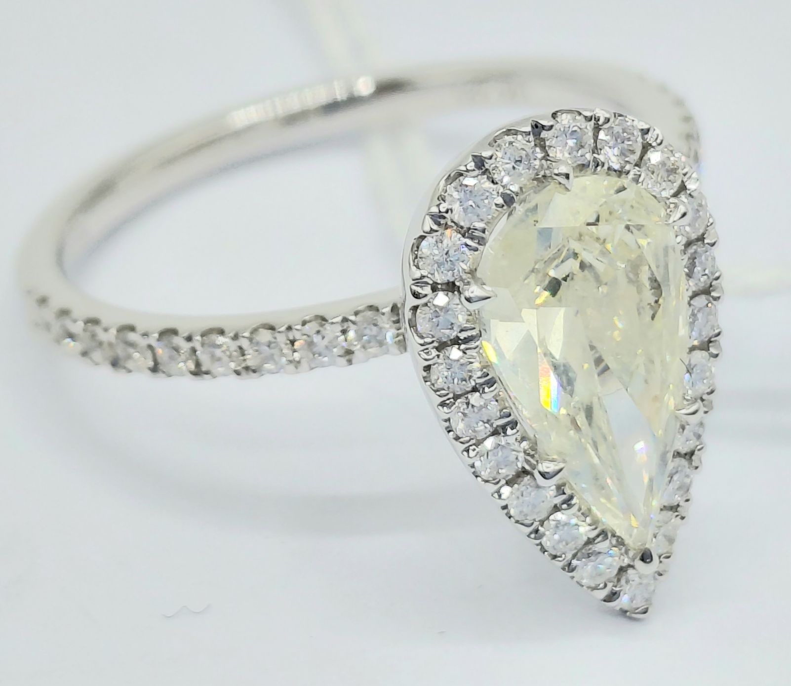 14ct Gold Diamond Halo Ring