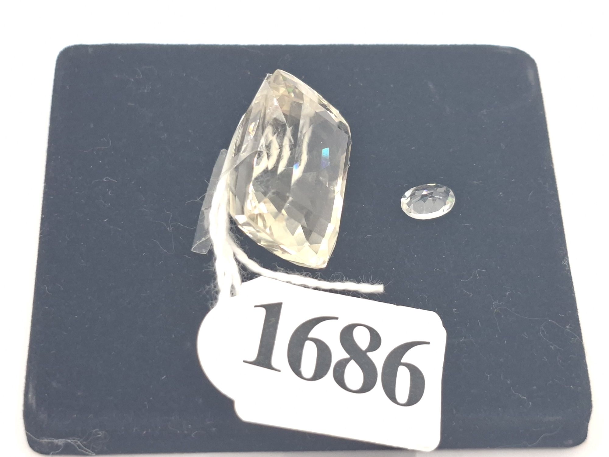 CUT MINERAL STONES
