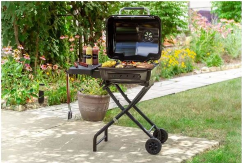 DynaGlo Portable Charcoal Grill Vanzant Auctions