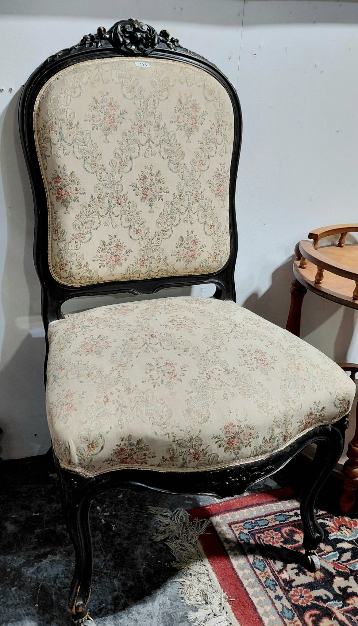 211 · FRENCH LOUIS XV STYLE CHAIR