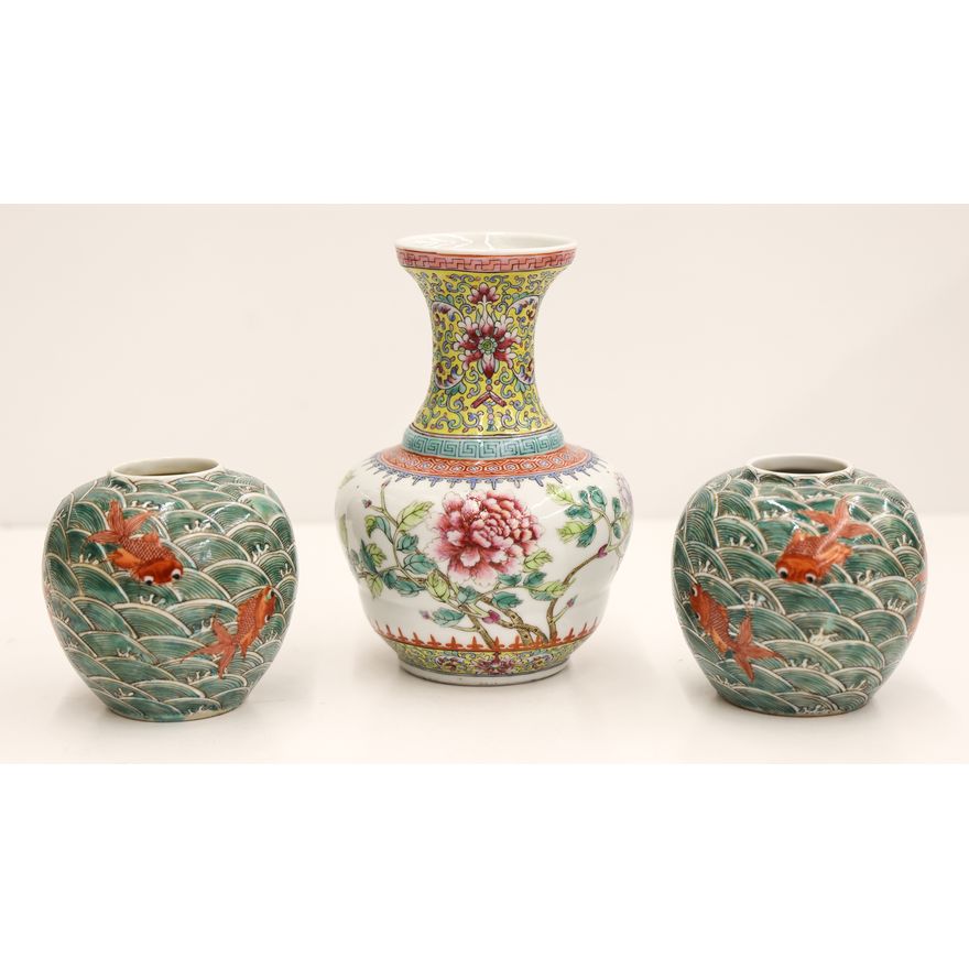 3pc Chinese Republic Porcelain Vase & Jars