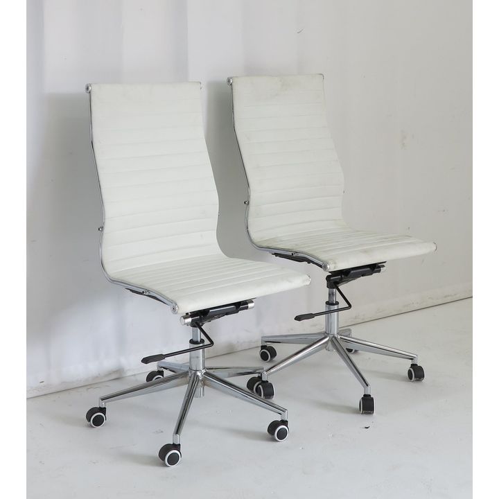 PAIR OF OFFICE CHAIRS