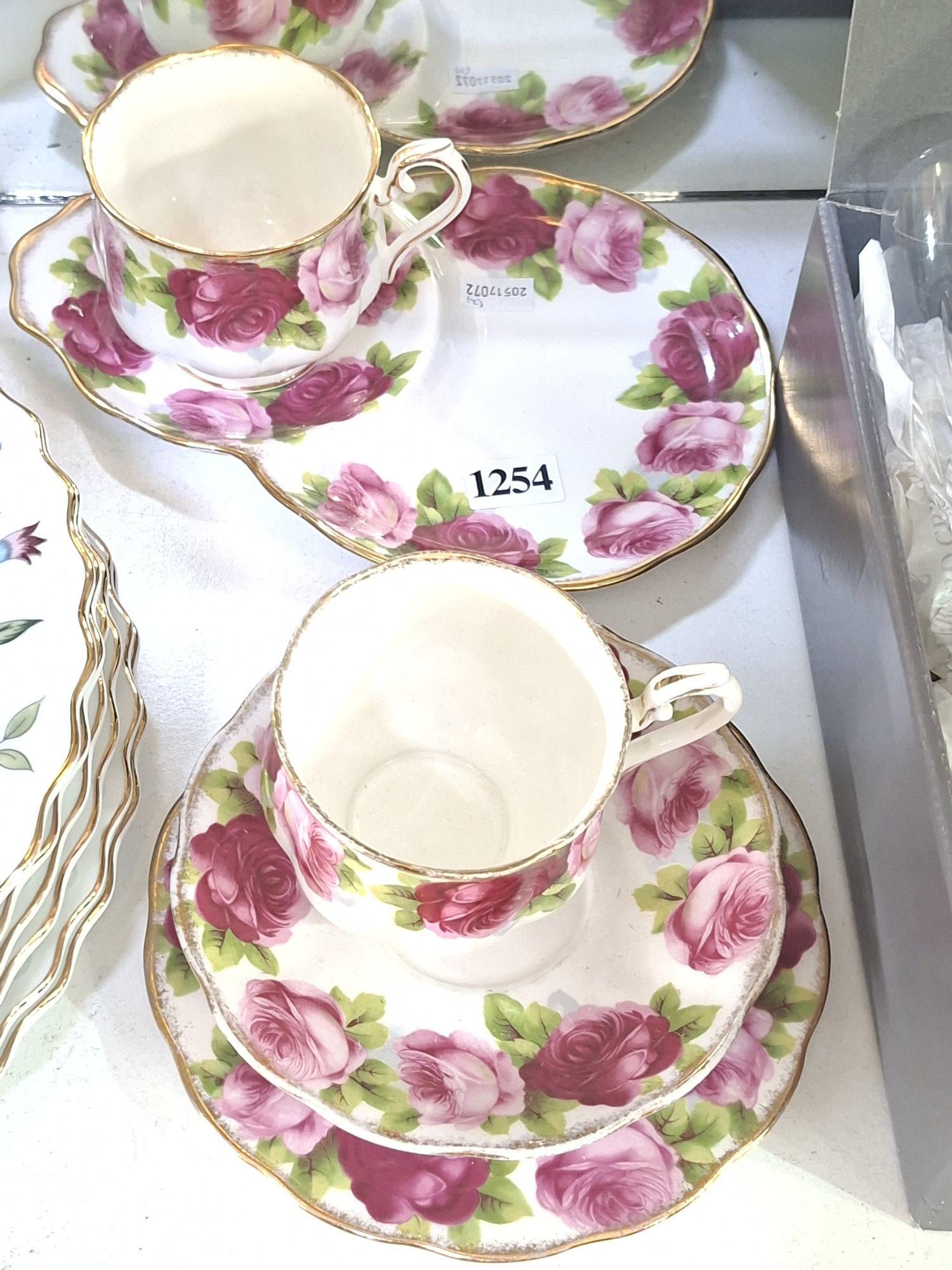ROYAL ALBERT OLD ENGLISH ROSE