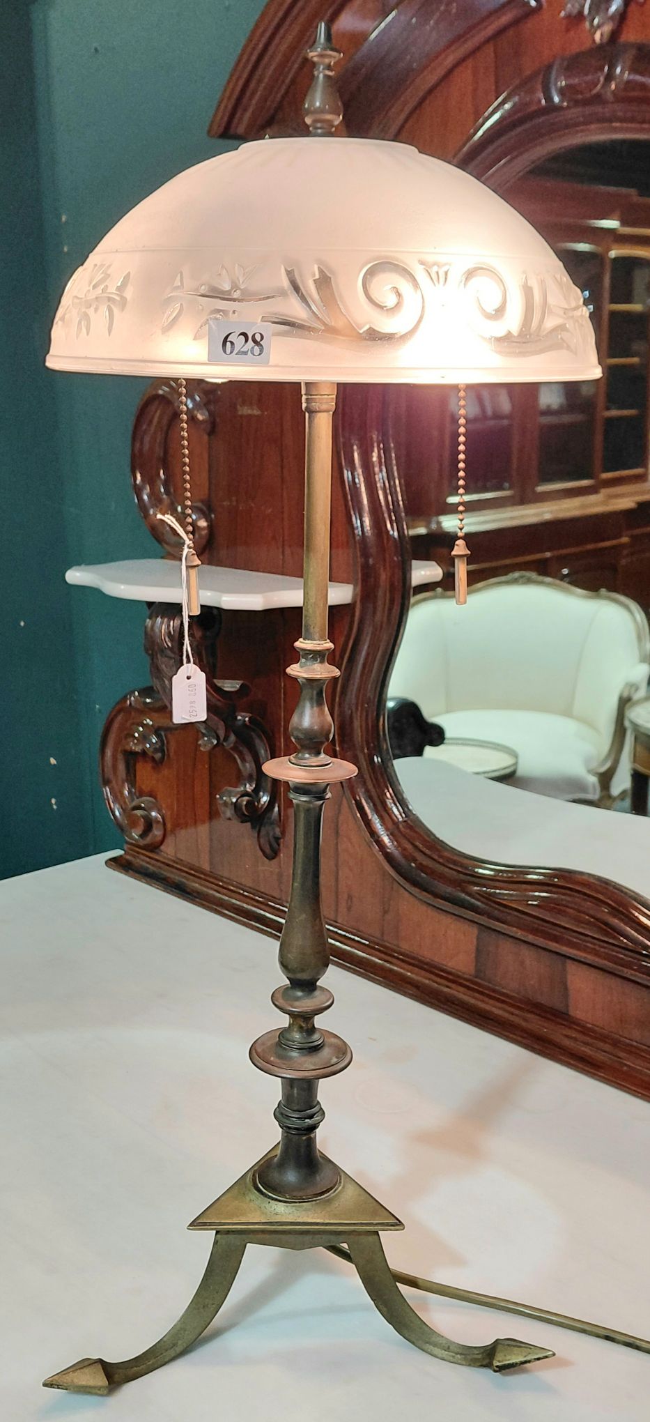 628 · SECESSIONIST BEDROOM LAMP
