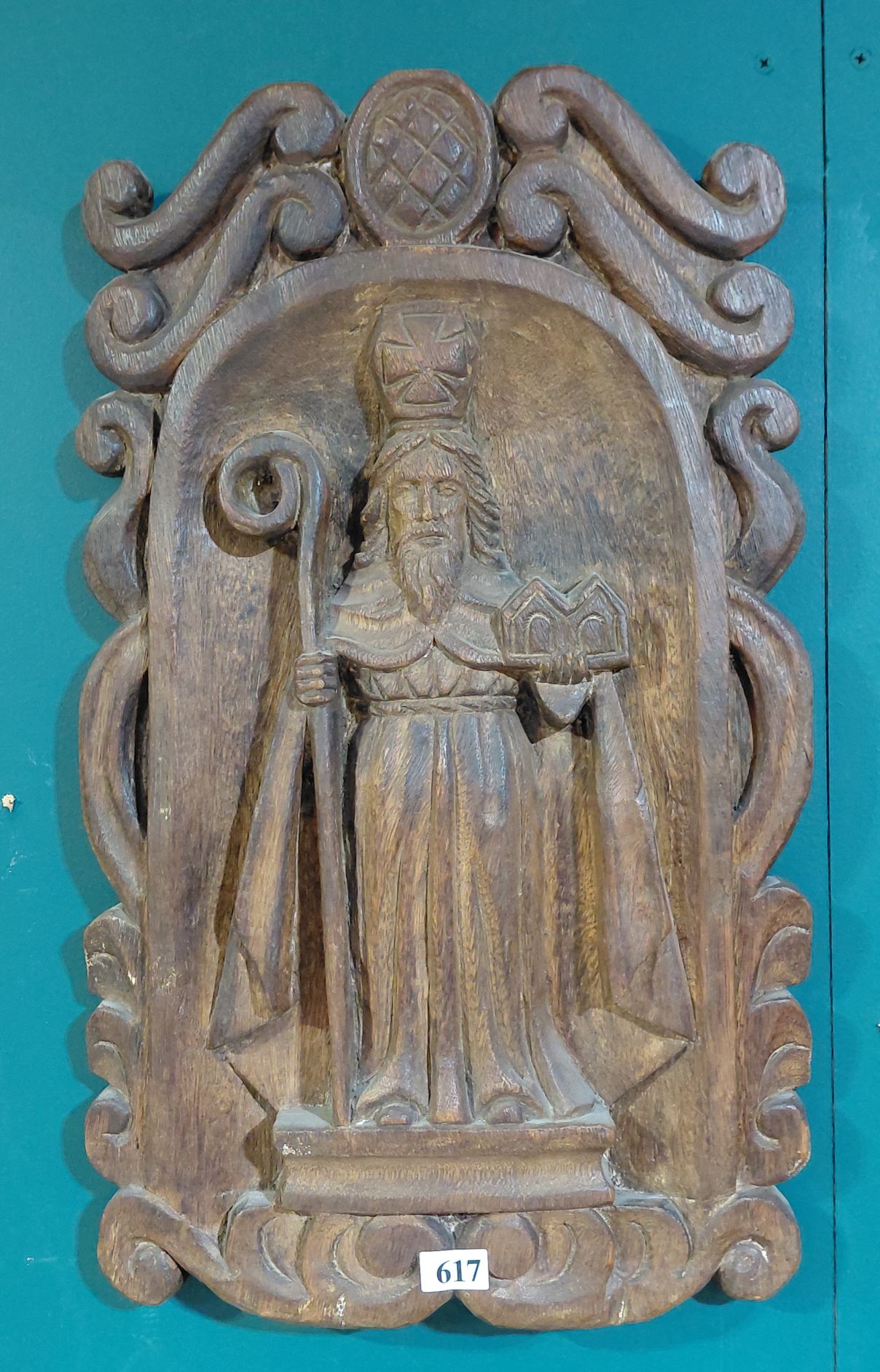 617 · RELIGIOUS PLAQUE