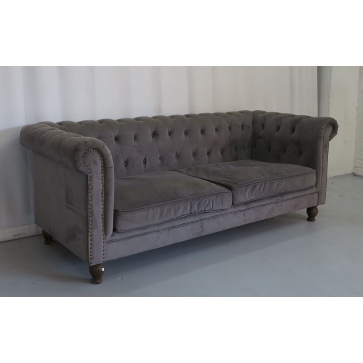 UPHOLSTERED CHESTERFIELD SOFA