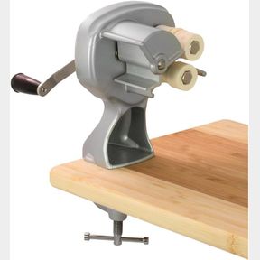 FANTE'S COUSIN ELISA'S CAVATELLI MAKER WITH COUNTERTOP CLAMP