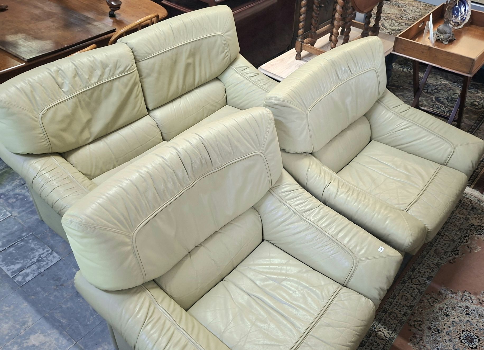 Moran Lounge Suite