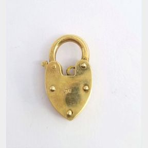 LOCK SHAPED PENDANT IN YELLOW GOLD - 51543/122