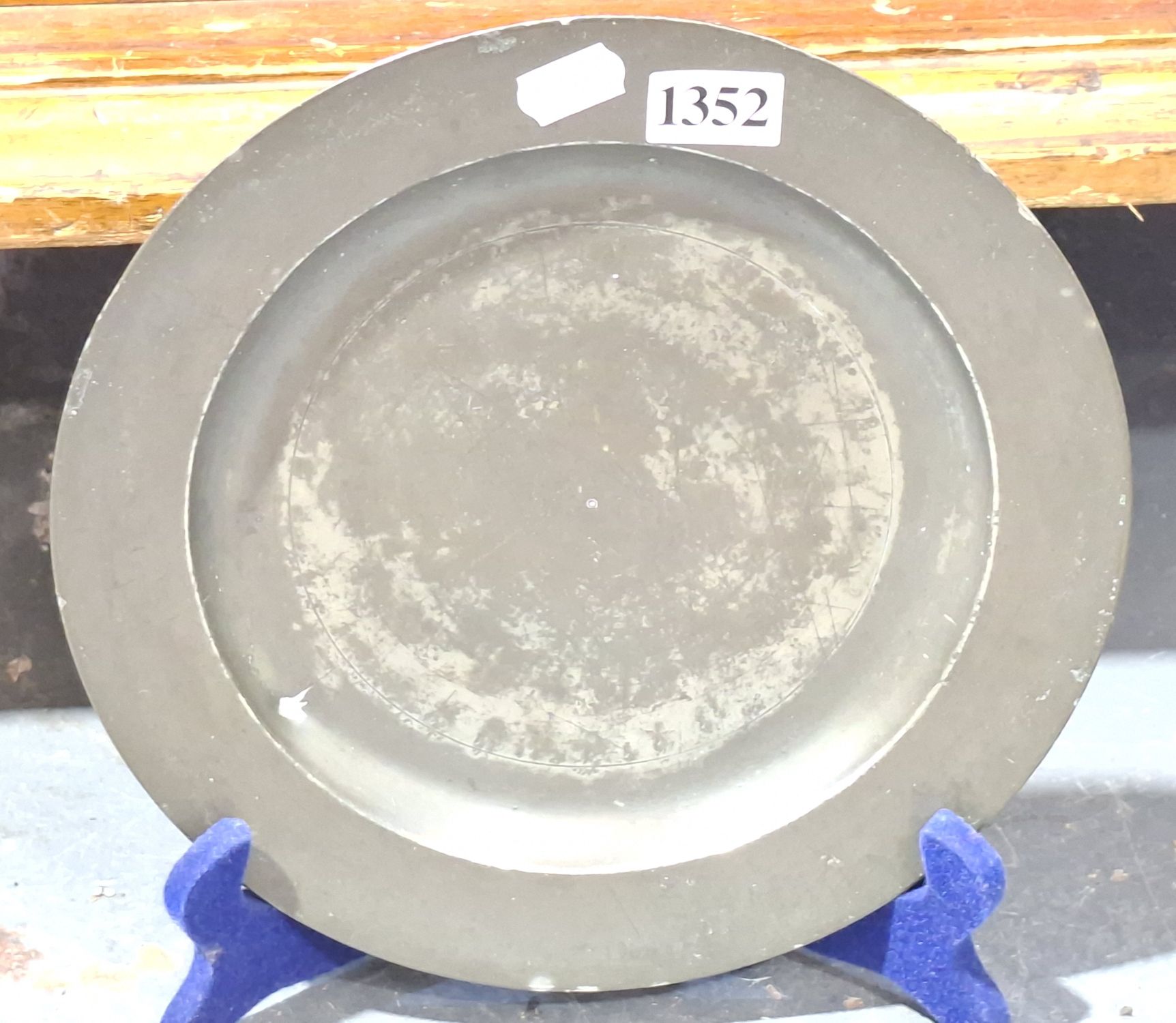 1352 · PLAIN RIMMED PEWTER PLATE